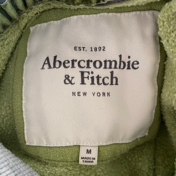 Abercrombie and Fitch Green Hoodie Sweatshirt. - Picture 5 of 6